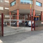 Acceso a calabozos y patio de la Comisaría de Almería.