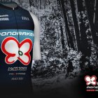 Camiseta del equipo.