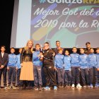 La diputada de Deportes en el Teatro de El Ejido.