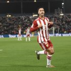 Lazo seguirá de rojiblanco en el futuro.