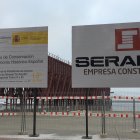 Cartelería colocada a los pies del Cable Inglés