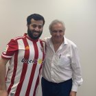 Turki Al-Sheikh con Alfonso García durante el proceso de venta