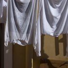 La ropa tendida nos delata durante el confinamiento.