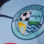 El nuevo escudo celeste en la camiseta.