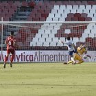 Luis Milla se plantó varias veces en las narices de Fernando.