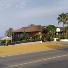 Uno de los establecimientos cerrados por el brote en Mojácar.