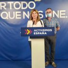 Rosalía Espinosa y Cristóbal Rodríguez, alcalde de Alhama, este martes en rueda de prensa.