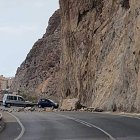 Nuevo corte por desprendimiento de rocas en la carretera de El Cañarete.