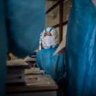 Los sanitarios almerienses, de los menos afectados por el coronavirus.