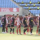Los jugadores saliendo al Mediterráneo la pasada campaña.