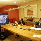 Ante las cámaras de los ordenadores los cuatro ponentes expusieron las líneas para aspirar al liderazgo.