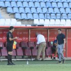Francisco en la banda del Estadio de los Juegos Mediterráneos.