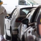 Realización de pruebas PCR en un autocovid.