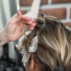 Las peluquerías deben cerrar a las 18.00 horas.