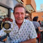 Juan Carlos Ruiz, en una terraza de Almería durante la entrevista