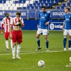 Corpas se dispone a lanzar el penalti.