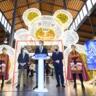 Presentación de la programación navideña y encendido de la iluminación especial del Mercado Central.