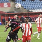 El Almería vuelve a casa para seguir con la buena dinámica.