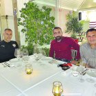 José Gomes y Mohamed El Assy en uno de los almuerzos de pretemporada.
