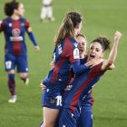 Esther hizo el primer gol del Levante.