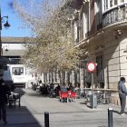 Terraza de un bar junto al Mercado Central de la ciudad