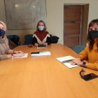 Reunión de trabajo entre Eloísa Cabrera.