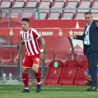 José Gomes debutó en el banquillo del Almería con derrota en Girona en el Play Off.