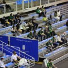 Los aficionados han regresado para animar a su equipo.