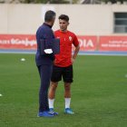 José Gomes y Aitor Buñuel hablando en el Anexo del Mediterráneo.