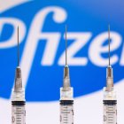 Pfizer necesitará una tercera dosis y un recuerdo anual.