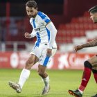 El exrojiblanco Juan Muñoz en el partido de esta noche en Anduva.