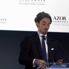 K.L.S., administrador de Azor Corporate.