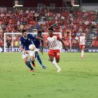 Tiene velocidad, talento y gol; eso se paga muy bien en el mercado.