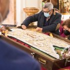 Guarda del Simpecado en la parroquia de San Pedro.