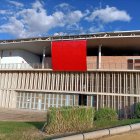 Ya se está cerrando la parte de Tribuna.