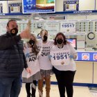 No ha faltado el champán en la celebración.