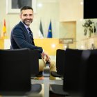 Ramón Fernández-Pacheco, alcalde de Almería, en el salón de plenos