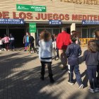 Vacunación infantil en el Palacio de los Juegos Mediterráneos.