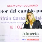 La consejera de Fomento, Marifrán Carazo, durante la conferencia que impartió en el Círculo Mercantil.