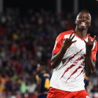 Umar Sadiq fue otra vez el hombre de la noche para el Almería.