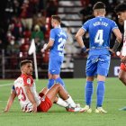 Esta es la imagen de la decepción para el jugador y su club.
