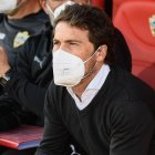 Rubi quiere reforzar la defensa pero no hay muchas opciones.