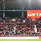Grada del estadio llena durante un partido