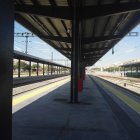 Vías del tren en la estación granadina.