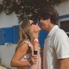 María Pombo con su pareja en Almería.