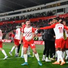 Grito de Curro Sánchez al fondo norte celebrando el gol en el descuento.