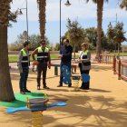 El alcalde de El Ejido y el edil de Obras Públicas en su visita a las áreas reformadas en Almerimar.