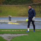 Fernando entrenando bajo la lluvia este miércoles en el Anexo.