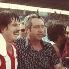 El almeriense Maxi celebrando con José María Maguregui con Rojas y Claudio al fondo.
