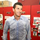 Javi Gracia celebrando el ascenso con el Almería en el año 2013.